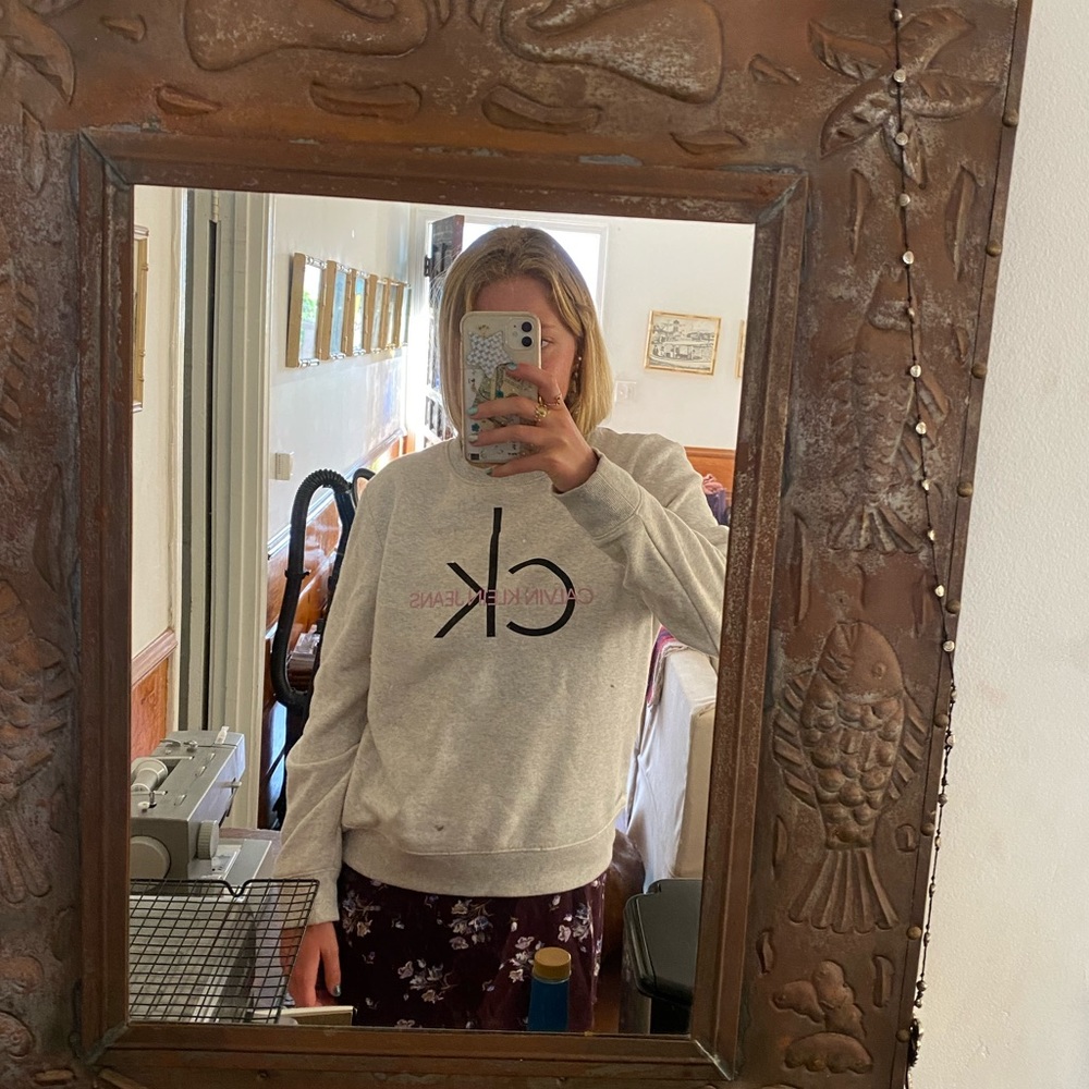 Comfy Calvin Klein oversized sweatshirt